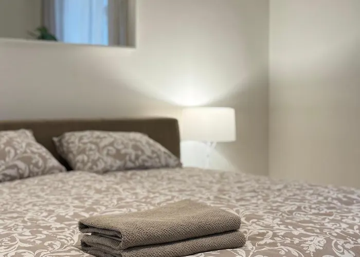 Spacious In Art Nouveau District Free Parking Рига