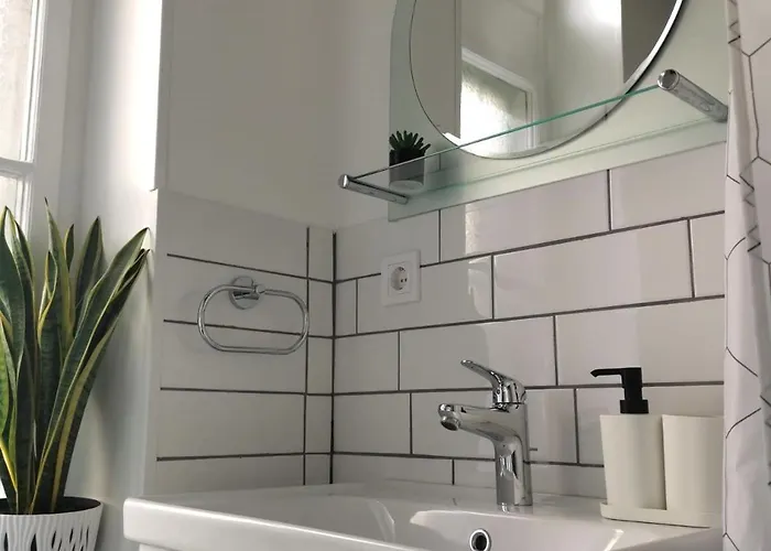 Spacious In Art Nouveau District Free Parking Рига